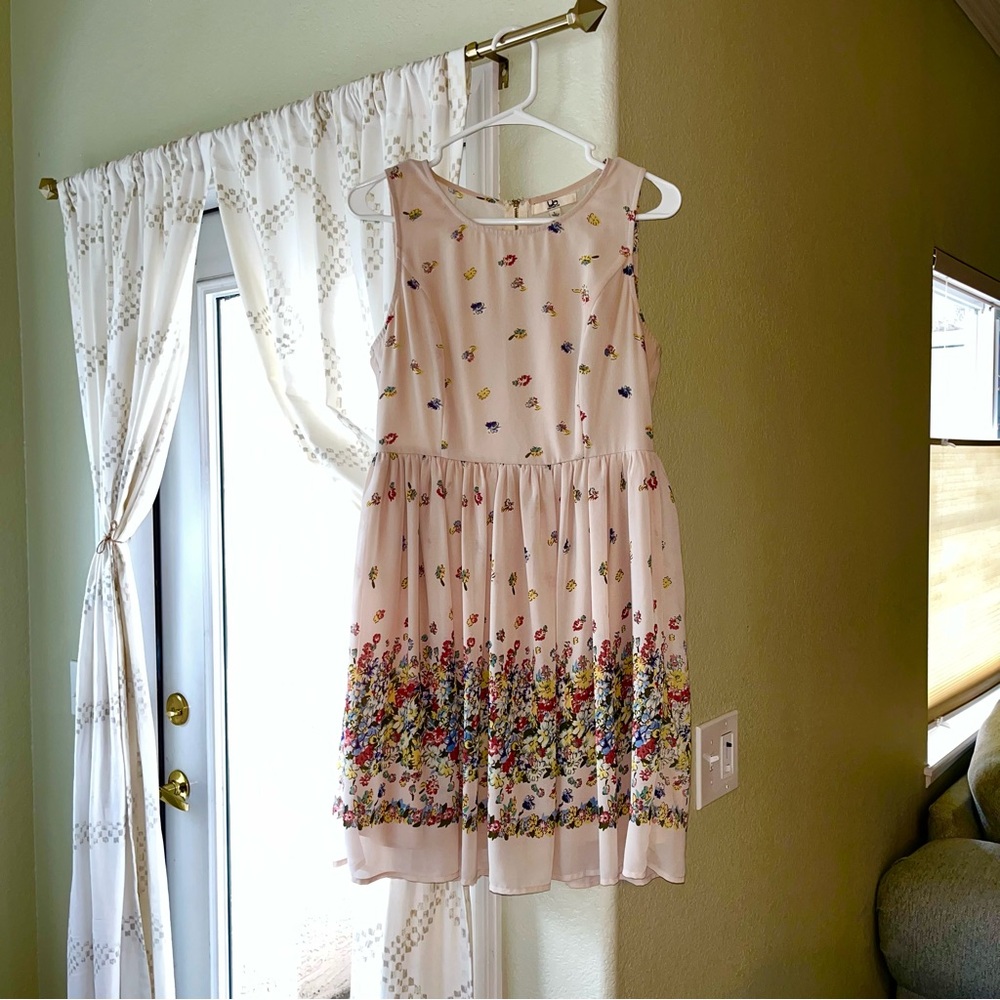 Floral Sleeveless Mini Dress